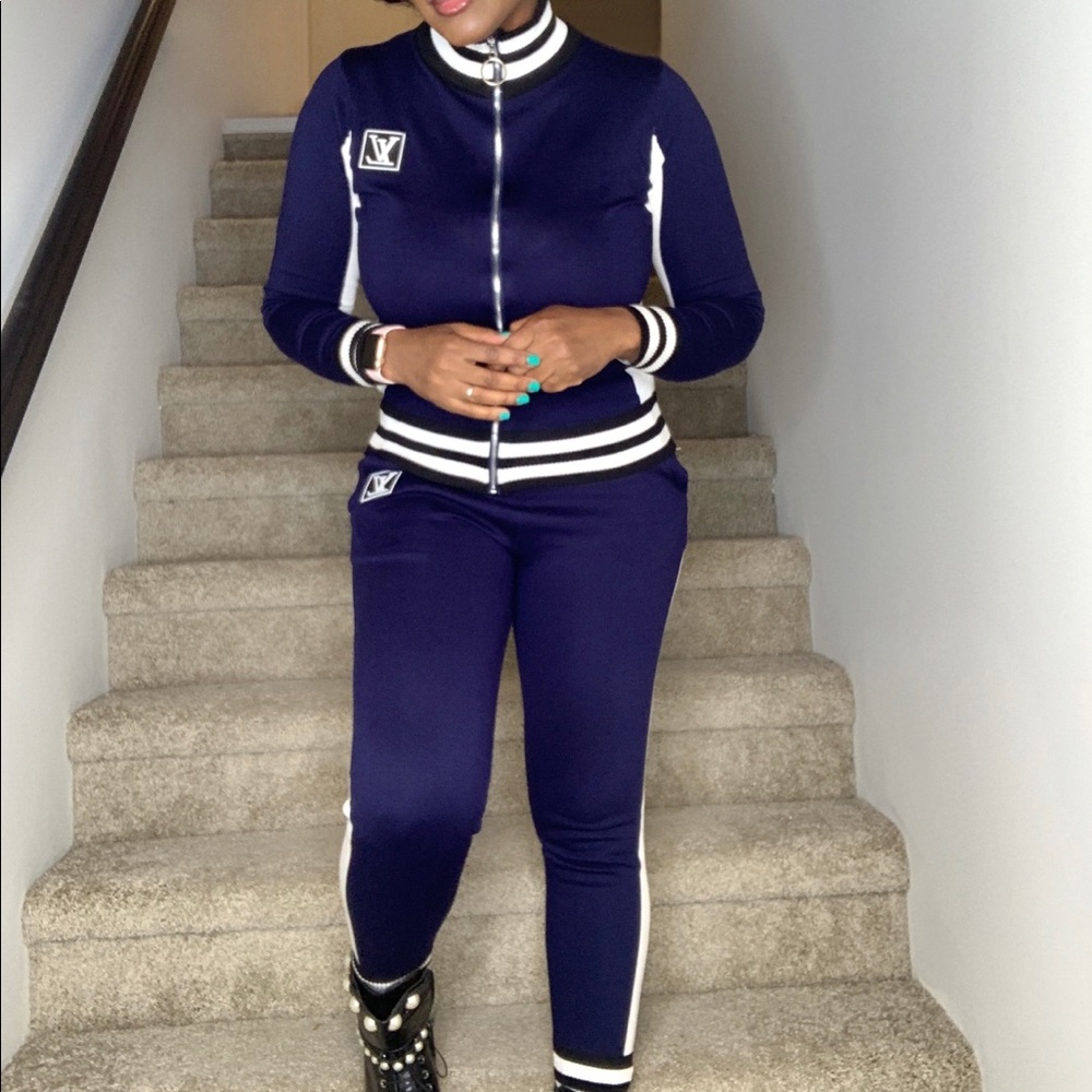 LV NAVY SET
